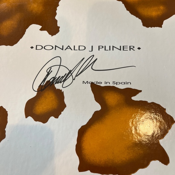 Donald J Pliner women's boots, suede/leather, size 9, gently used/original box - Picture 2 of 9